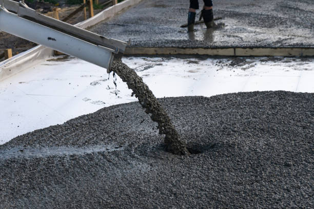 Best Concrete Pool Decks in Kincheloe, MI